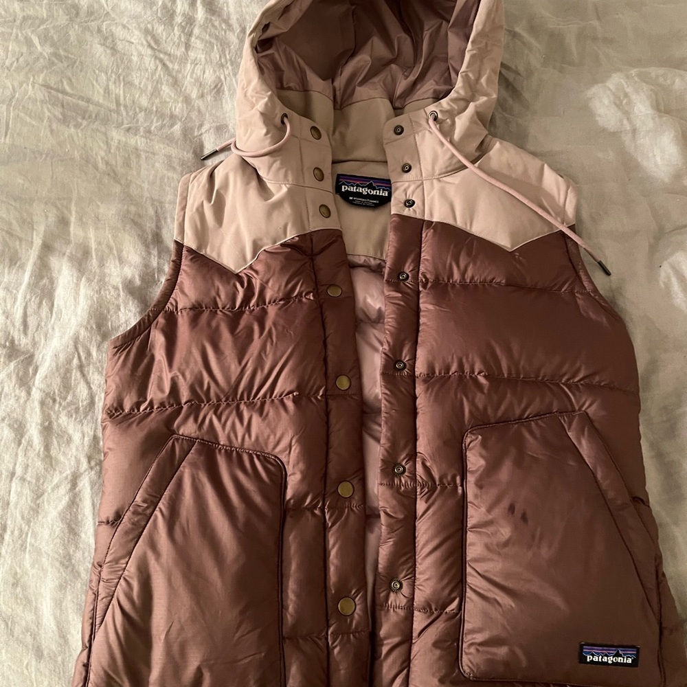 Patagonia women’s hooded down vest